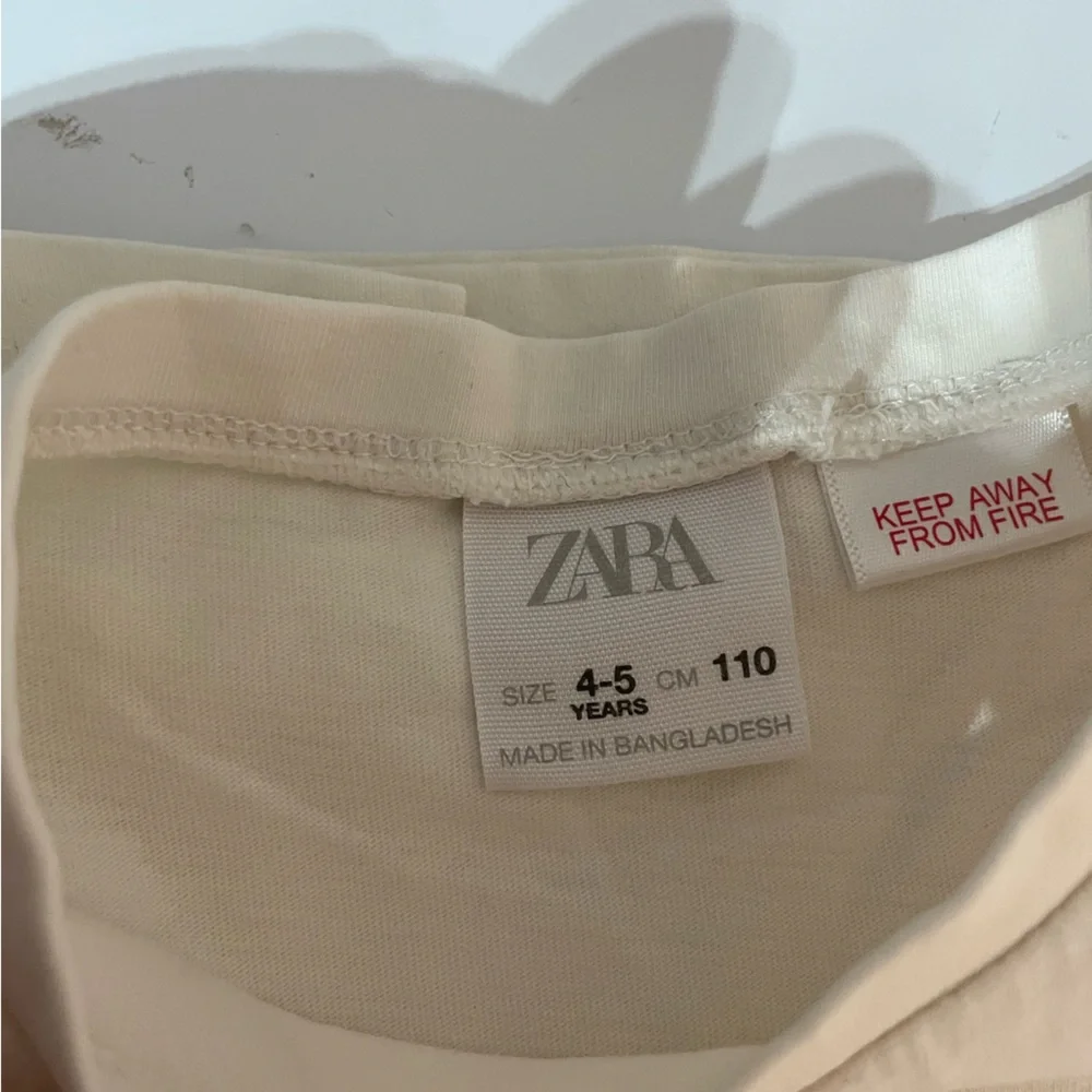 Zara Kids set of 2 long sleeve tops- minnie mouse